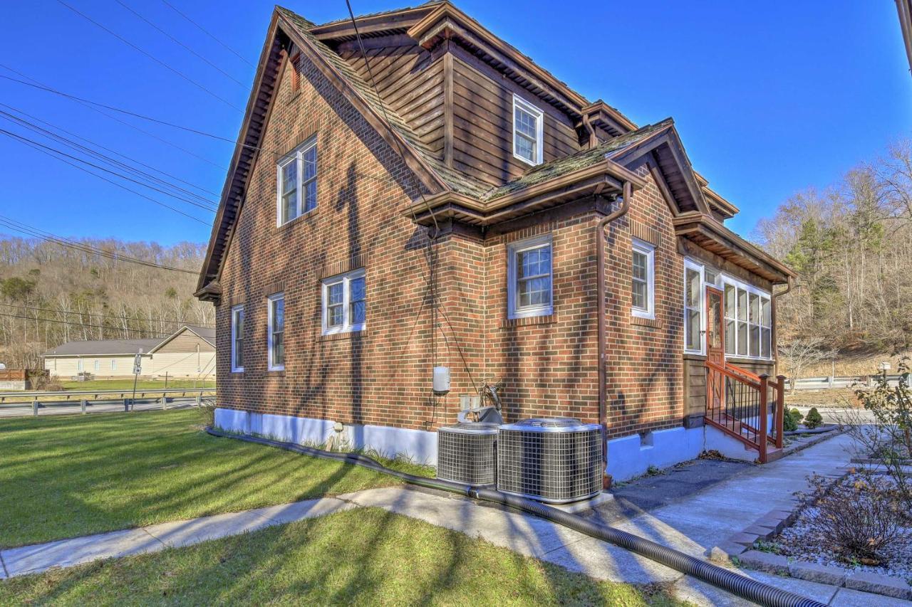 Homeplace With Yard - 10 Mi To Jenny Wiley! Paintsville Exterior photo